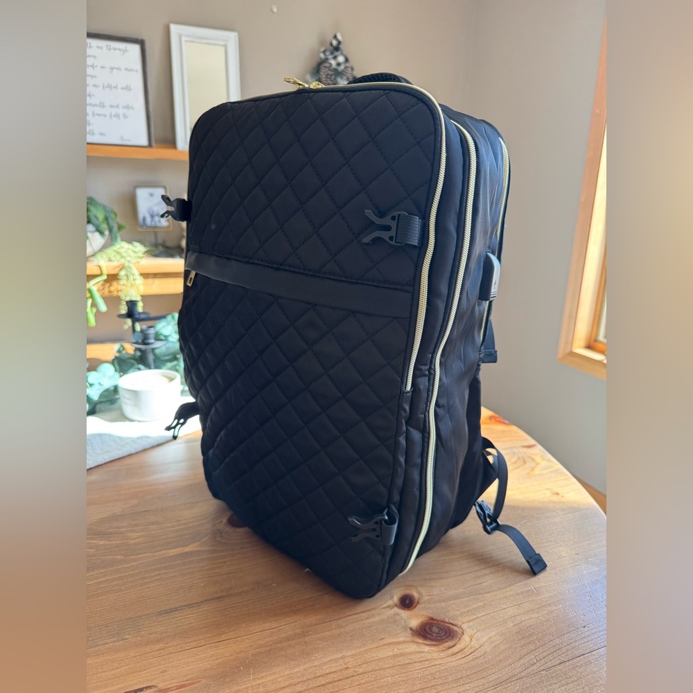 NWT- Travel Carry On Backpack in Black - Picture 6 of 12